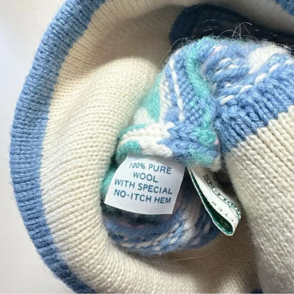 Stowe Woolens Womens Pure Wool Heart Cute Winter Beanie - Picture 7 of 10